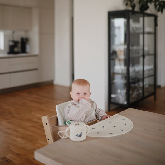 Spill-Proof Silicone Snack Cup for Babies & Toddlers — Easy-Grip Handles