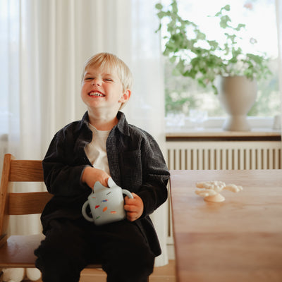 Spill-Proof Silicone Snack Cup for Babies & Toddlers — Easy-Grip Handles